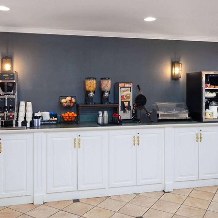 La Quinta Inn By Wyndham Cleveland Independence Extérieur photo