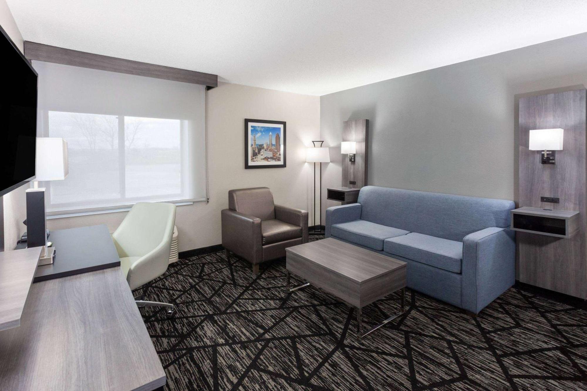 La Quinta Inn By Wyndham Cleveland Independence Extérieur photo